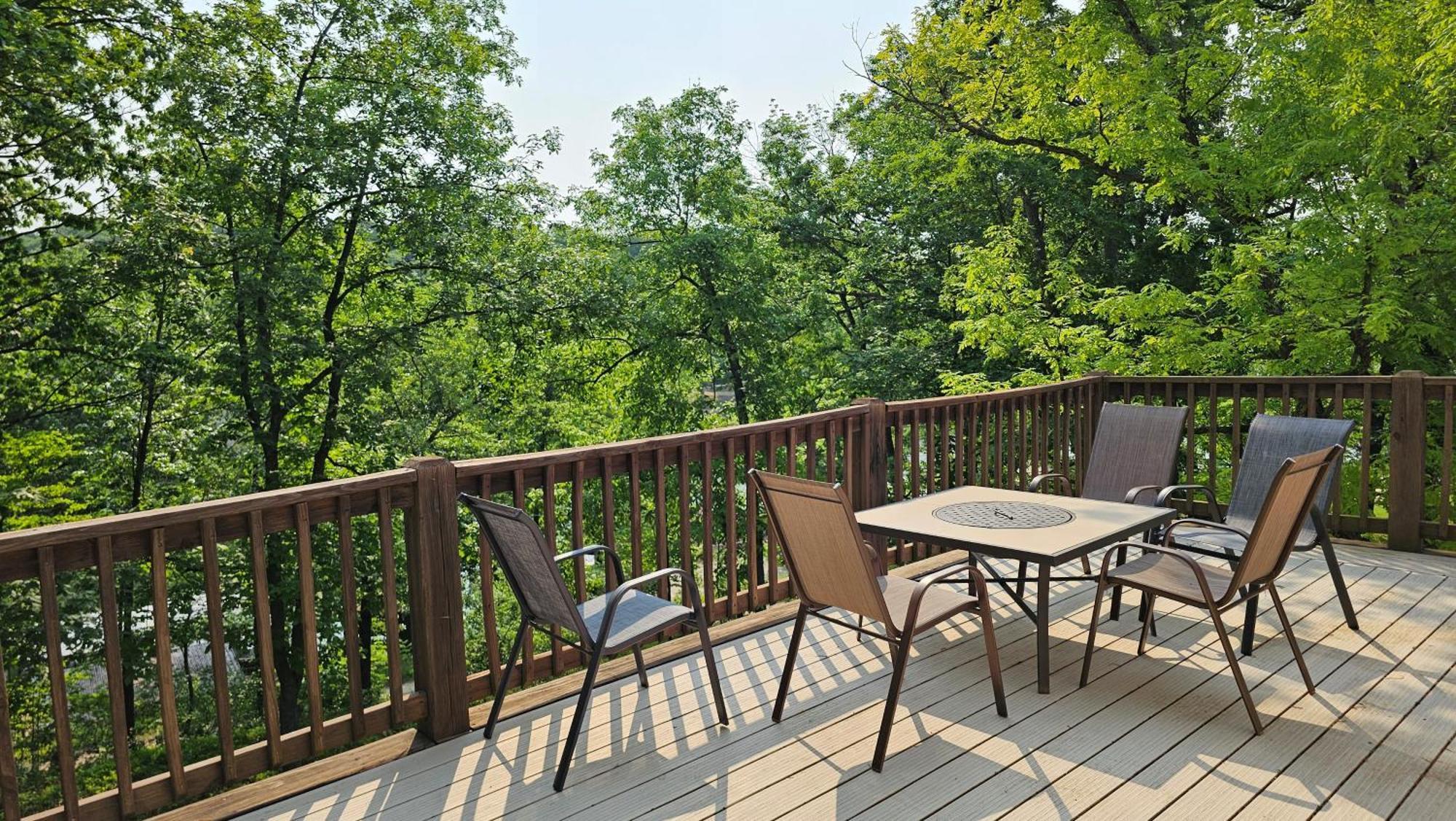 Cool Valley Rest Rocky Mount Exterior photo
